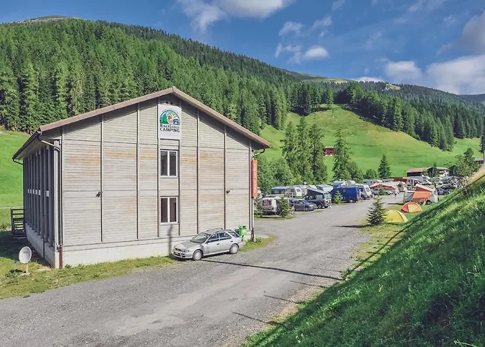 Rinerlodge By Mountain ロッジ *